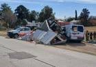 Dos fallecidos en accidente de tránsito entre camión y Traffic en Morteros