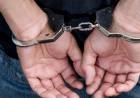 Un hombre y una mujer detenidos por la policía tras distintos controles 