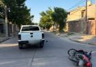 Motociclista sufre fracturas tras chocar con una camioneta