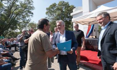 En Freyre, Llaryora anunció inversiones por más de $500 millones