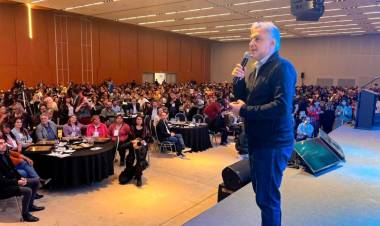 Llaryora ratificó el apoyo de la Provincia para el desarrollo de los Consejos Barriales