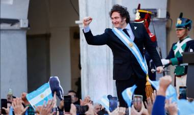 Milei en Córdoba por el acto de 25 de Mayo, relanzó el pacto con los gobernadores y anticipó la creación de un “Consejo de Mayo”