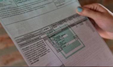Quita de subsidios de luz y de gas: el Gobierno oficializó aumentos mayores al 155% para usuarios de ingresos medios y bajos