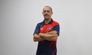 Eduardo Blengini seguirá al frente del plantel de El Ceibo 