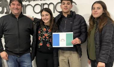 Miramar de Ansenuza tiene su bandera
