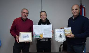 Bernarte viaja a Italia con intensa agenda educativa y productiva