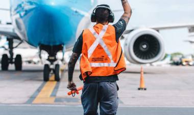 Aerolíneas Argentinas: anuncian recorte de 1500 empleados