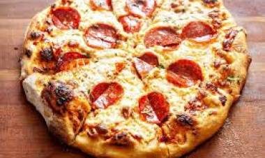 Se viene la "noche de la pizza y la empanada" con descuentos especiales