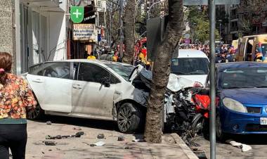 Impactante accidente en el centro de Córdoba deja 15 heridos y numerosos vehículos dañados