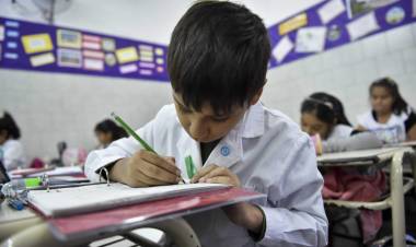 Se suspendió la jornada de formación docente y las clases se dictarán con normalidad el martes