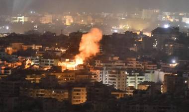 Irán ataca a Israel con casi 200 misiles y Netanyahu advierte: “pagará por ello”