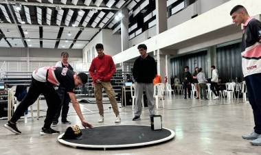 Competencia Nacional de Robótica: Conocé a los ganadores de la instancia que se desarrolló en la ciudad