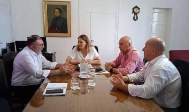 Frontera realiza gestiones para mejorar el sistema sanitario local 