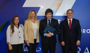 En el aniversario de la Fundación Mediterránea, Llaryora reiteró su pedido de bajar las retenciones y una nueva ley de biocombustibles