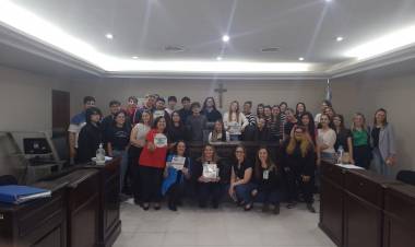 Referentes Judiciales de San Francisco y Porteña llevaron adelante la actividad "Vivenciando la labor judicial"