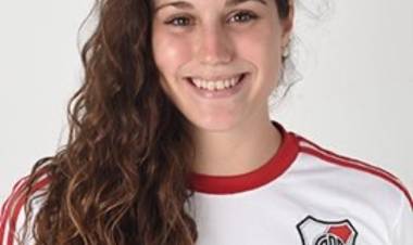 Vóley femenino: con Ciampo y Serminatti San Isidro se sigue armando