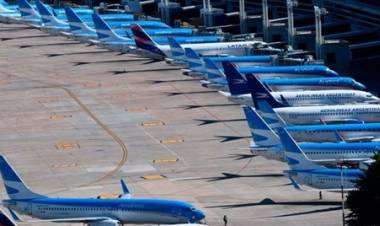 Aerolíneas: principio de acuerdo entre los gremios aeronáuticos y el Gobierno