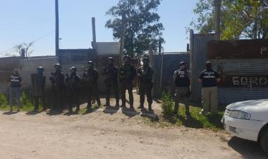 Operativo Policial en La Milka y Frontera: detención y secuestro de armas, motos y documentación