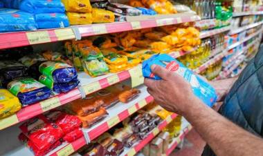 Desde este miércoles 1 de enero los grandes comercios deberán detallar los impuestos en sus tickets