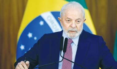 Brasil prohibió el uso de celulares en las escuelas