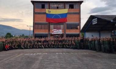 Venezuela mueve tropas y cierra la frontera con Brasil