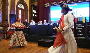 Se presentó en ciudad de Córdoba el 22° Festival del Humor, la Buena Mesa y la Canción 