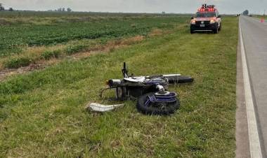 Un motociclista murió tras ser atropellado en la ruta provincial 1
