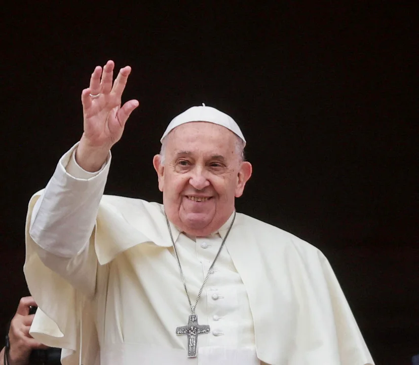 El papa Francisco tiene una “ligera mejoría”, informó el Vaticano