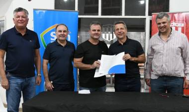 La escuela de Adultos Mayores seguirá utilizando la pileta de San Isidro 