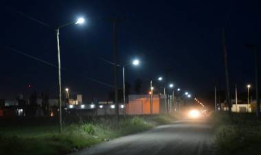 Se colocaron nuevas luminarias LED en barrio 9 de Septiembre