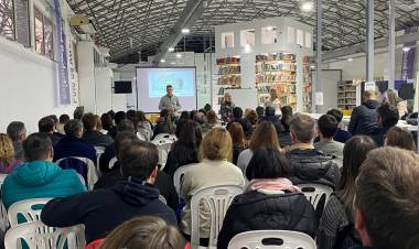 Con gran convocatoria comenzó el taller “Desafíos en la Gestión de Equipos”