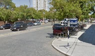 Accidente de tránsito en Bv. 25 de Mayo: una motocicleta perdió el control
