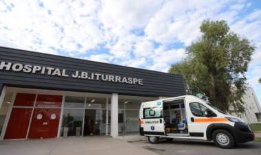 Joven sufrió una fractura tras perder el control de su motocicleta en barrio Catedral