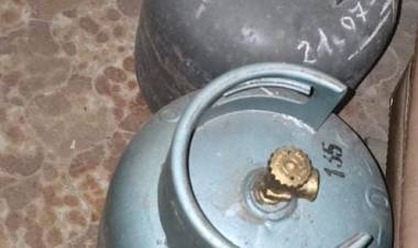 Robaron dos garrafas en calle Pueyrredón y las abandonaron durante la huida