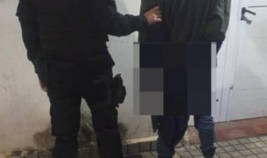 Llevaba objetos robados en una bolsa y fue detenido en Frontera