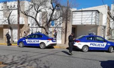 Un hombre falleció en la vía pública tras sufrir una descompensación en barrio Catedral 
