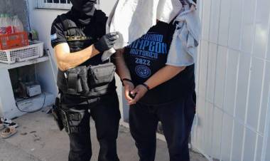 San Francisco: mujer detenida por comercializar drogas en barrio Parque