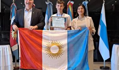Tomás Carabolante, segundo puesto en la Olimpíada internacional en Matemáticas