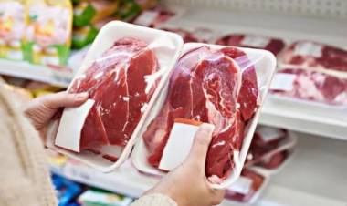 Aumentó el consumo de carnes en 2025 con mayor peso de la aviar y porcina ante el alza de precios de la vacuna