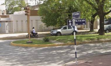 Camioneta embistió a madre e hijo de 9 meses y el conductor los trasladó al hospital para su atención 