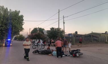 Cuatro personas debieron ser asistidas tras accidente de tránsito en barrio La Milka