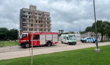 Freyre: cayó desde un balcón mientras trabajaba y sufrió lesiones graves 