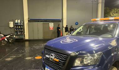 Recuperan una bicicleta denunciada como robada y detienen a un hombre en una estación de servicio