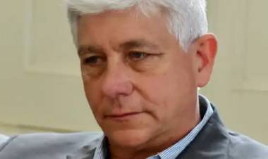 El ex fiscal Luis Viaut se entregó en la sede de la Policía Federal en San Francisco 