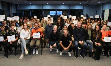 Vuelven a abrir las inscripciones a las becas de apoyo al deportista amateur para 2026