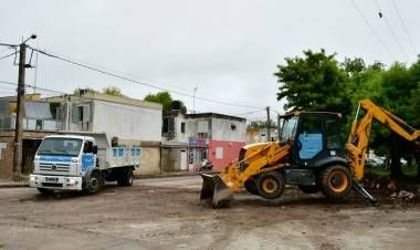 Bº Roque Sáenz Peña: vallado, luces led y ensanche de calle Larrea dentro del plan de mejora y refuncionalización del sector