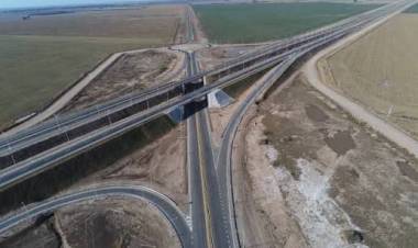 El Gobierno transfirió peajes y el mantenimiento de rutas nacionales a Córdoba