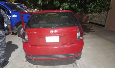 Encontraron en Frontera un auto vinculado al asalto de barrio Catedral