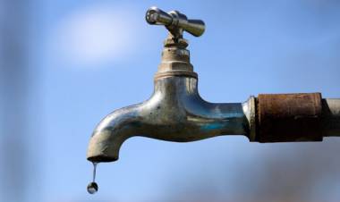 Por tareas de mantenimiento y reparación habrá corte de suministro  de agua en toda la ciudad 