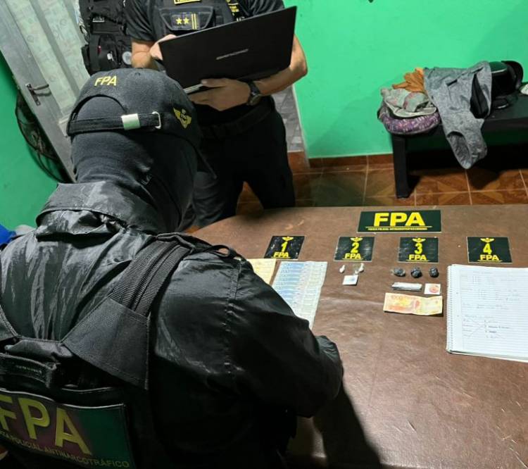 Dos detenidos en Brinkmann por venta de estupefacientes